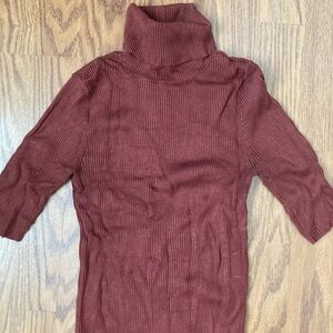 Express Woman's Ribbed Turtle Neck Top- NWOT